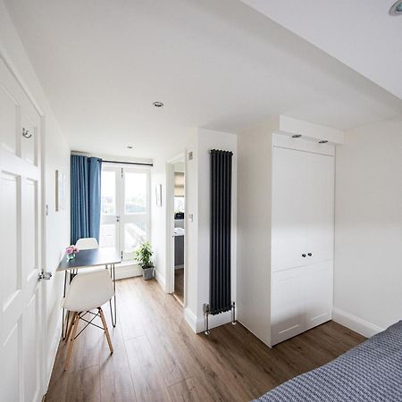 Wimbledon Park Bed & Breakfast London Exterior photo